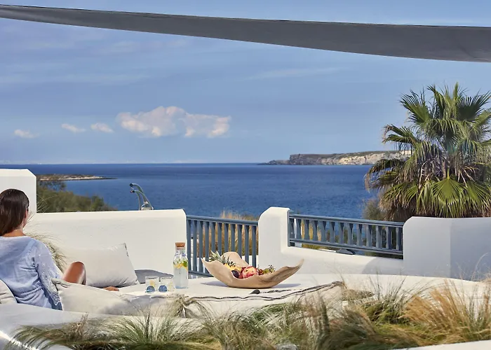 Parian Boutique Naoussa