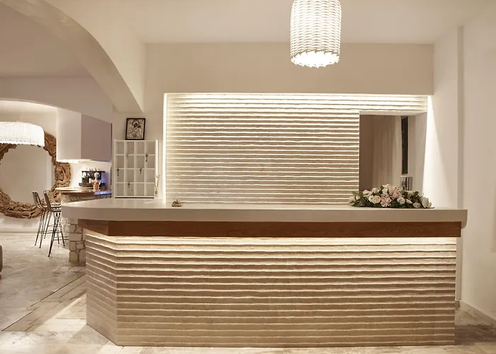 Parian Boutique Naoussa