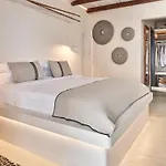 Parian Boutique Naousa